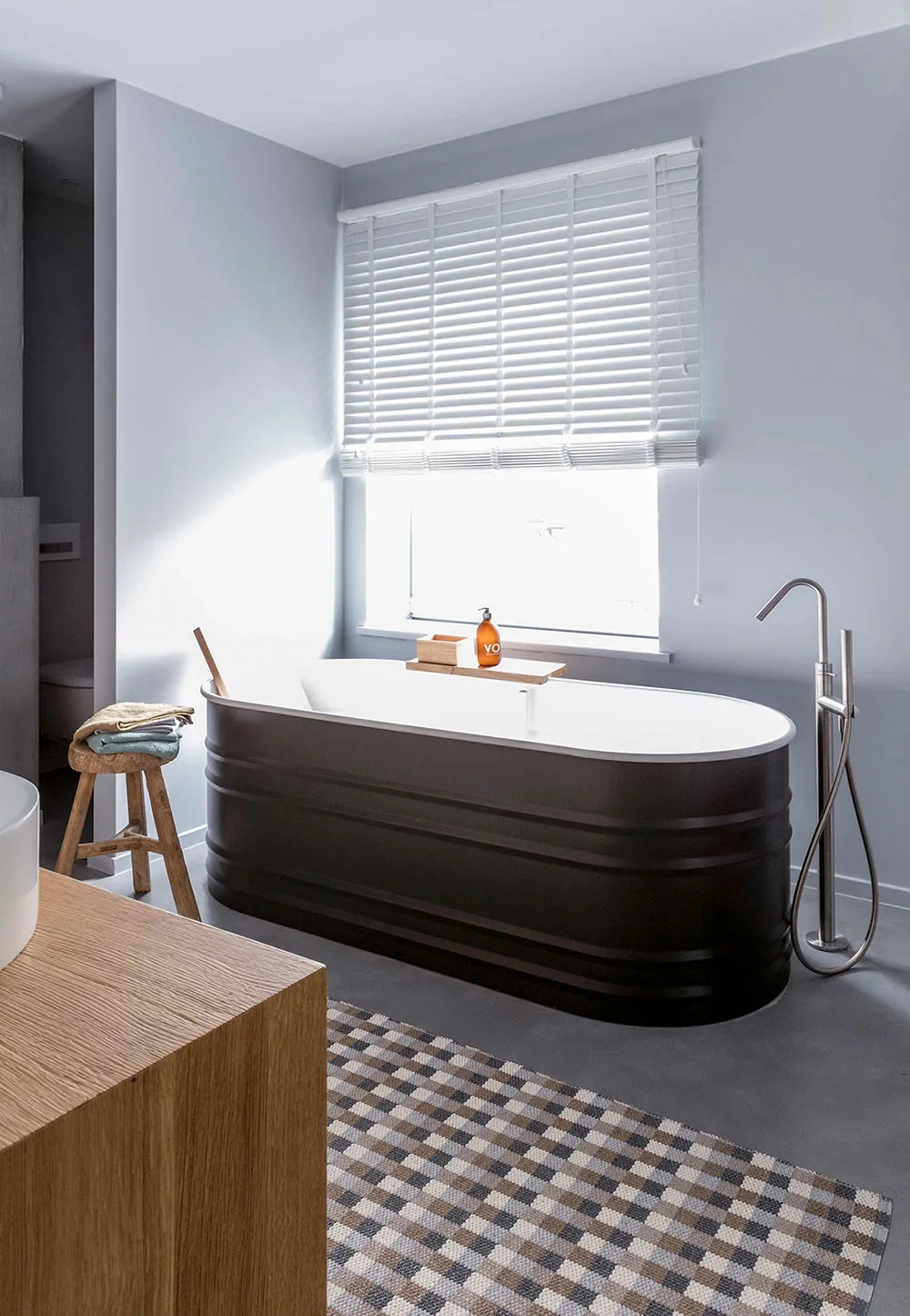 Charmant extérieur, intérieur moderne et lumineux : une maison remarquable en Belgique - Gallery image 14