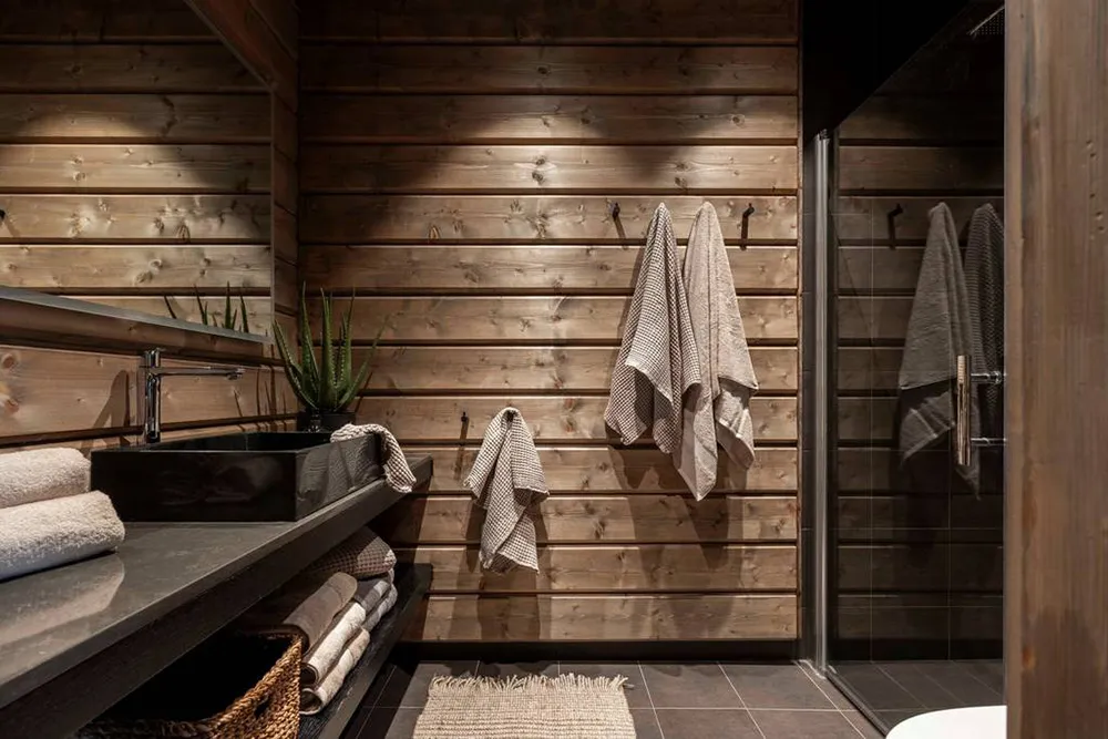 स्वीडन में स्थित एक आधुनिक शैली का घर, जिसमें काले रंग की फर्नीचर है (क्षेत्रफल: 102 वर्ग मीटर) - Gallery image 12