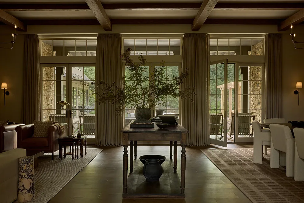 Atmosferycznie i stylowo: czasowy design od studia Haldon House - Gallery image 30