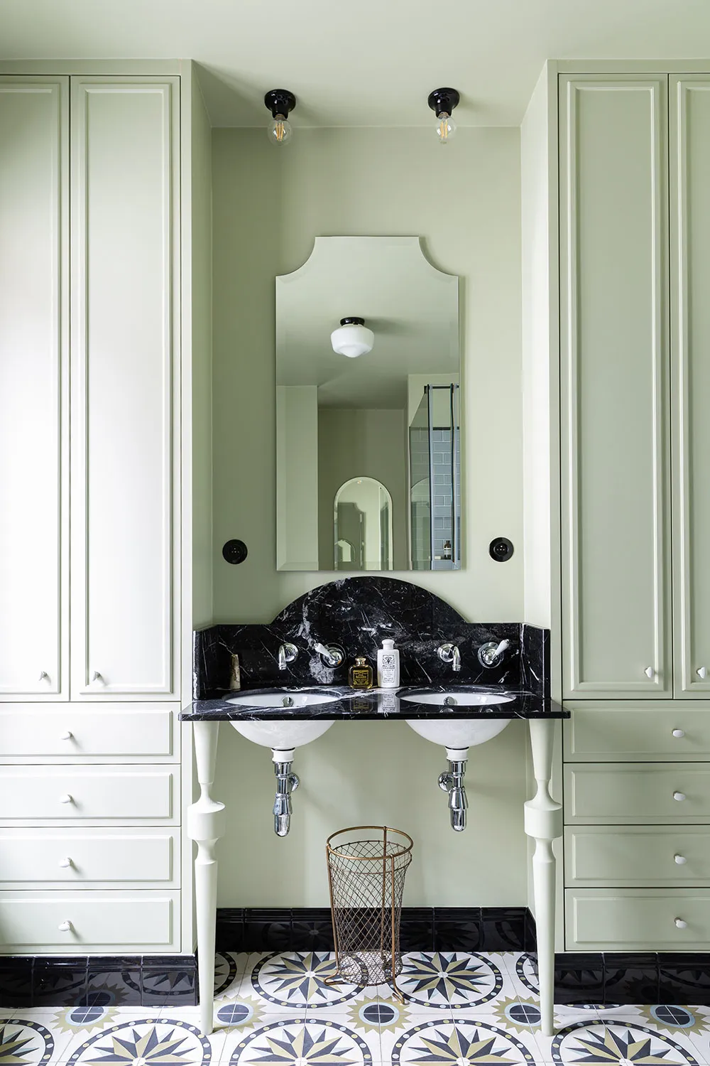 Beautiful Apartments with Charming Bright Interiors for Families in Paris - Gallery image 13