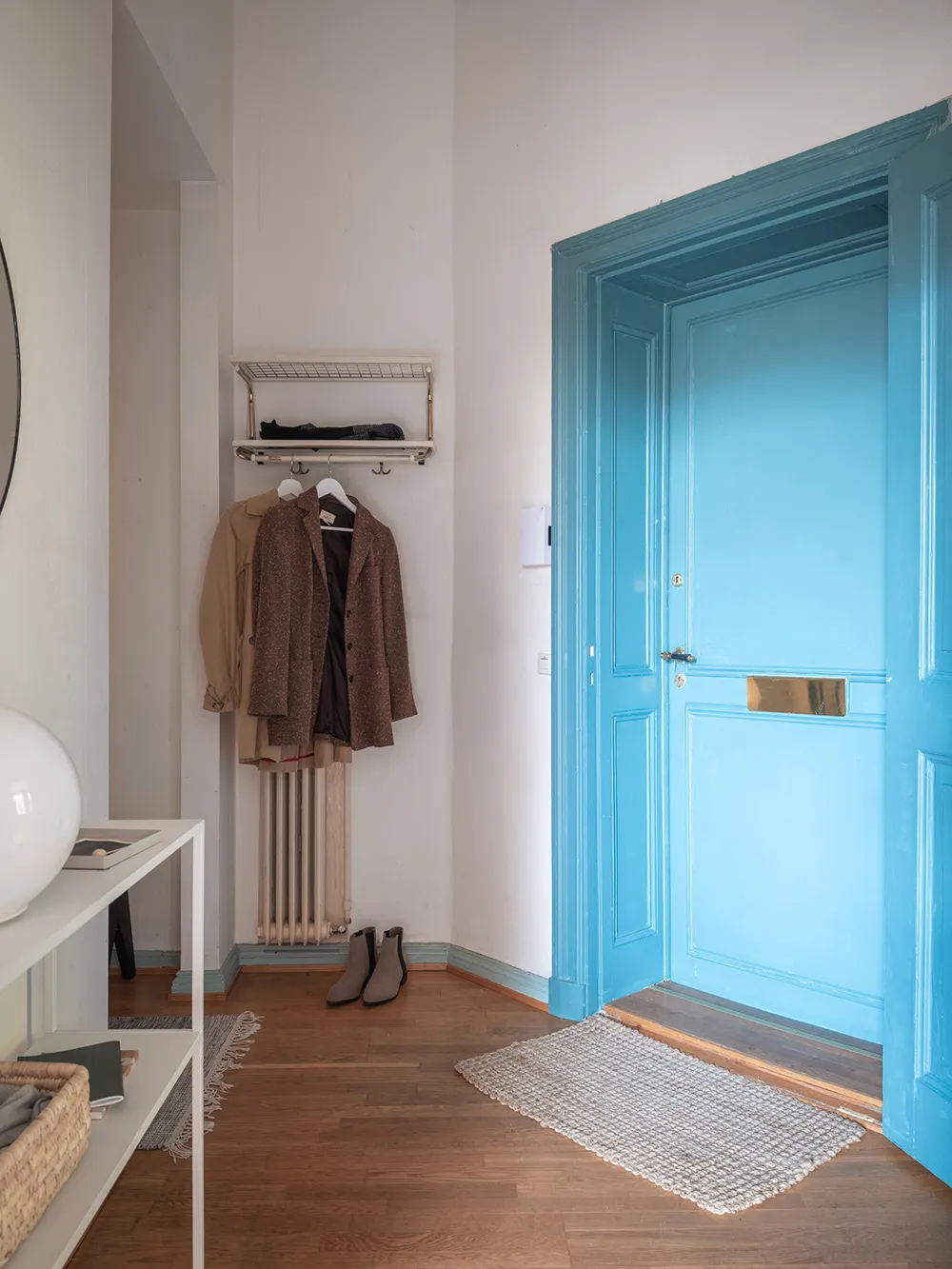 Rose et autres teintes douces dans la conception d'un appartement suédois (89 m²) - Gallery image 19