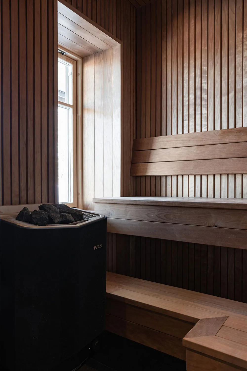 Świetny skandynawski kottedż na połodowiu góry z nowoczesnymi wnętrzami - Gallery image 11