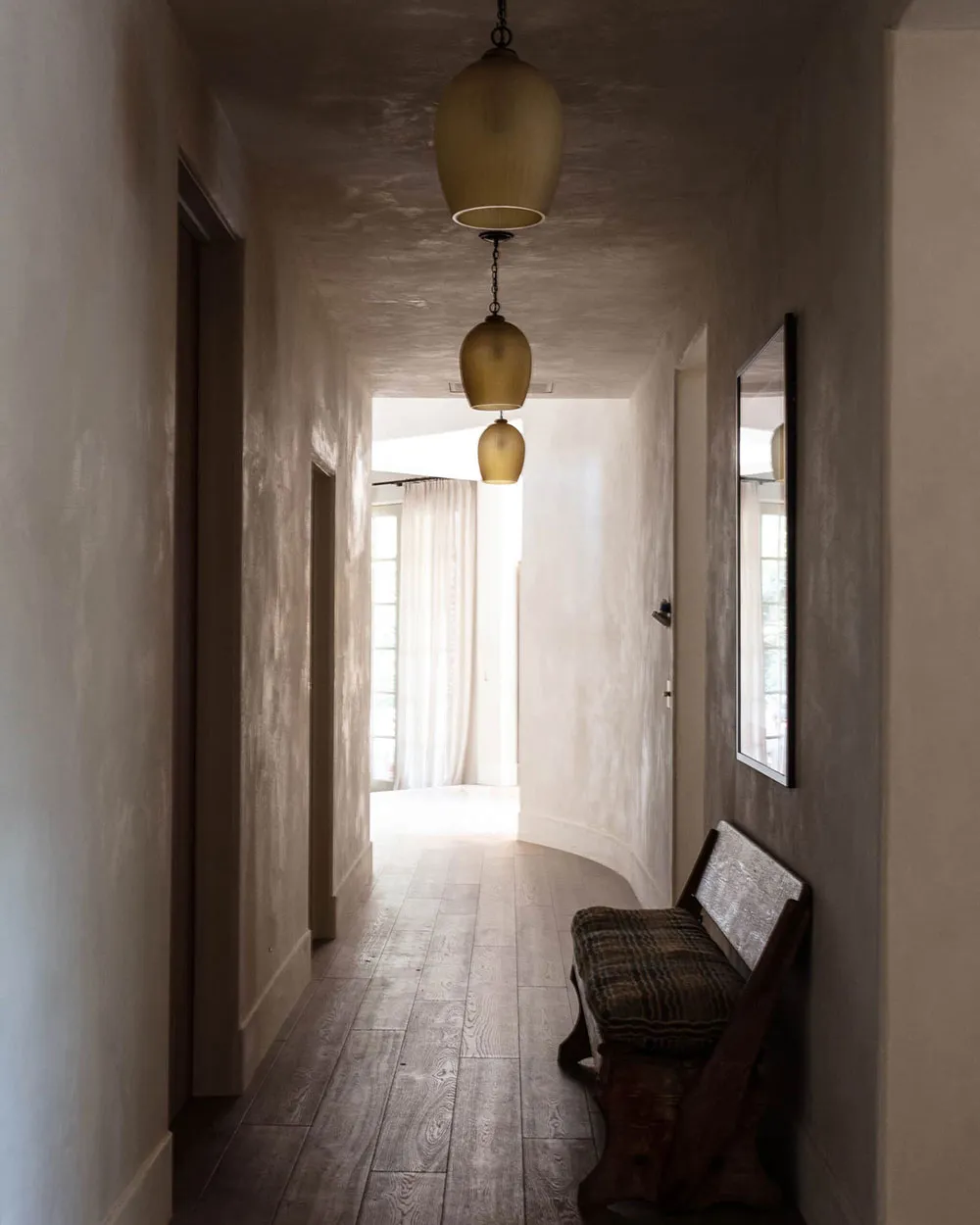 Mittelmeerische Motive und Schönheit natürlicher Materialien: Haus in Kalifornien - Gallery image 8