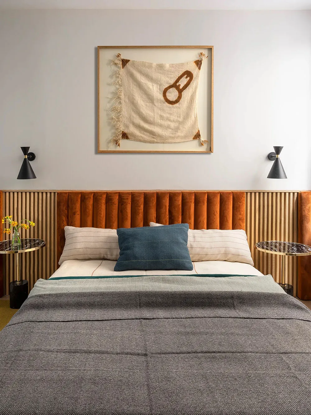 Interior luminoso y acogedor en Madrid, donde lo moderno se combina hermosamente con lo antiguo - Gallery image 6