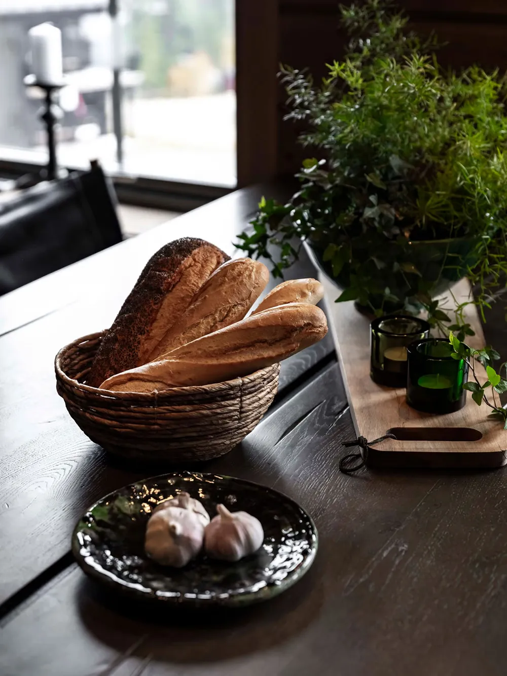 स्वीडन में स्थित एक आधुनिक शैली का घर, जिसमें काले रंग की फर्नीचर है (क्षेत्रफल: 102 वर्ग मीटर) - Gallery image 5