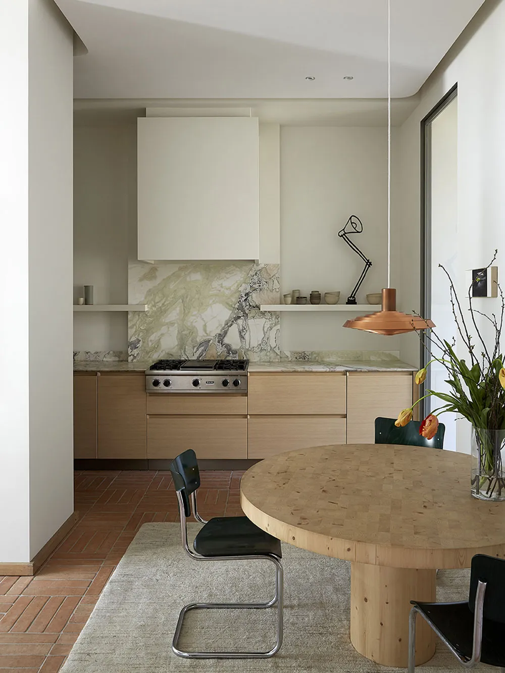 Diseño contemporáneo refinado del estudio holandés Framework Studio - Gallery image 34