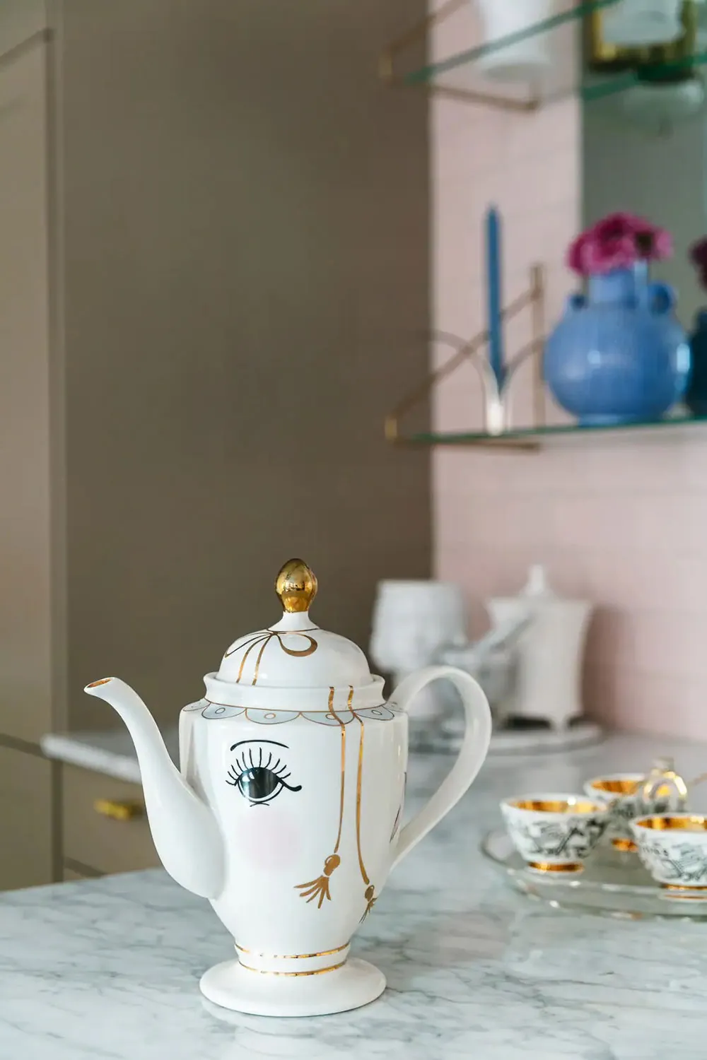 Diseño de interiores vibrante y juguetón de un decorador en Málaga - Gallery image 6