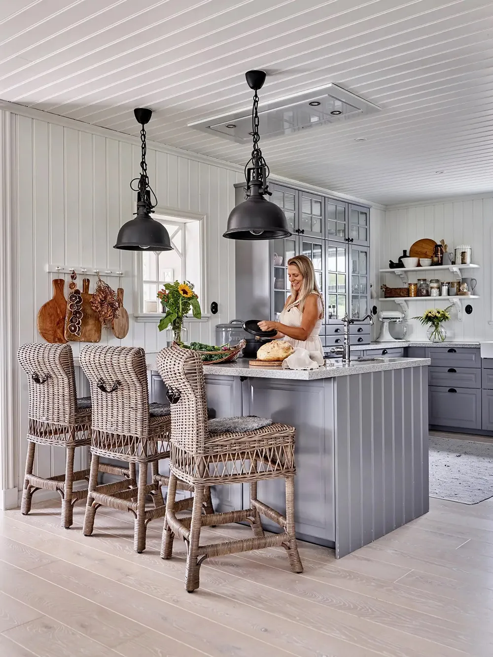 सुंदर स्कैंडिनेवियाई शैली में… पुराने खेत पर बना स्वीडिश कॉटेज! - Gallery image 3