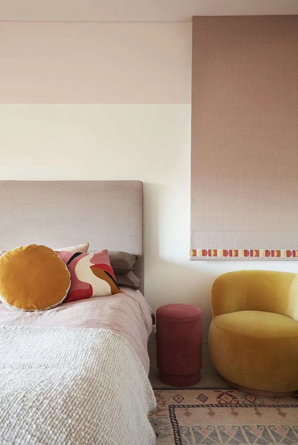 Sunlit and vibrant interior of a family home on the coast in Sydney - Gallery image 16