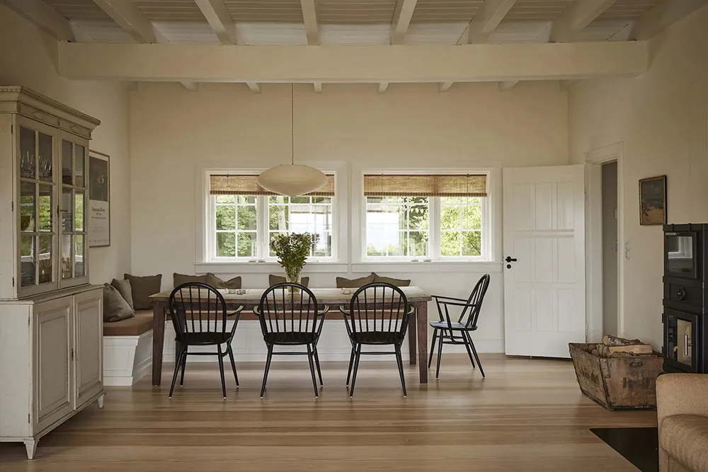 Mix cosy de style anglais et scandinave dans les œuvres de l'atelier Pernille Lind - Gallery image 17