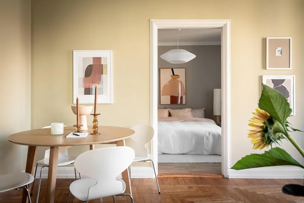 Couleurs d'automne dans le design d'un appartement scandinave (69 m²) - Gallery image 3