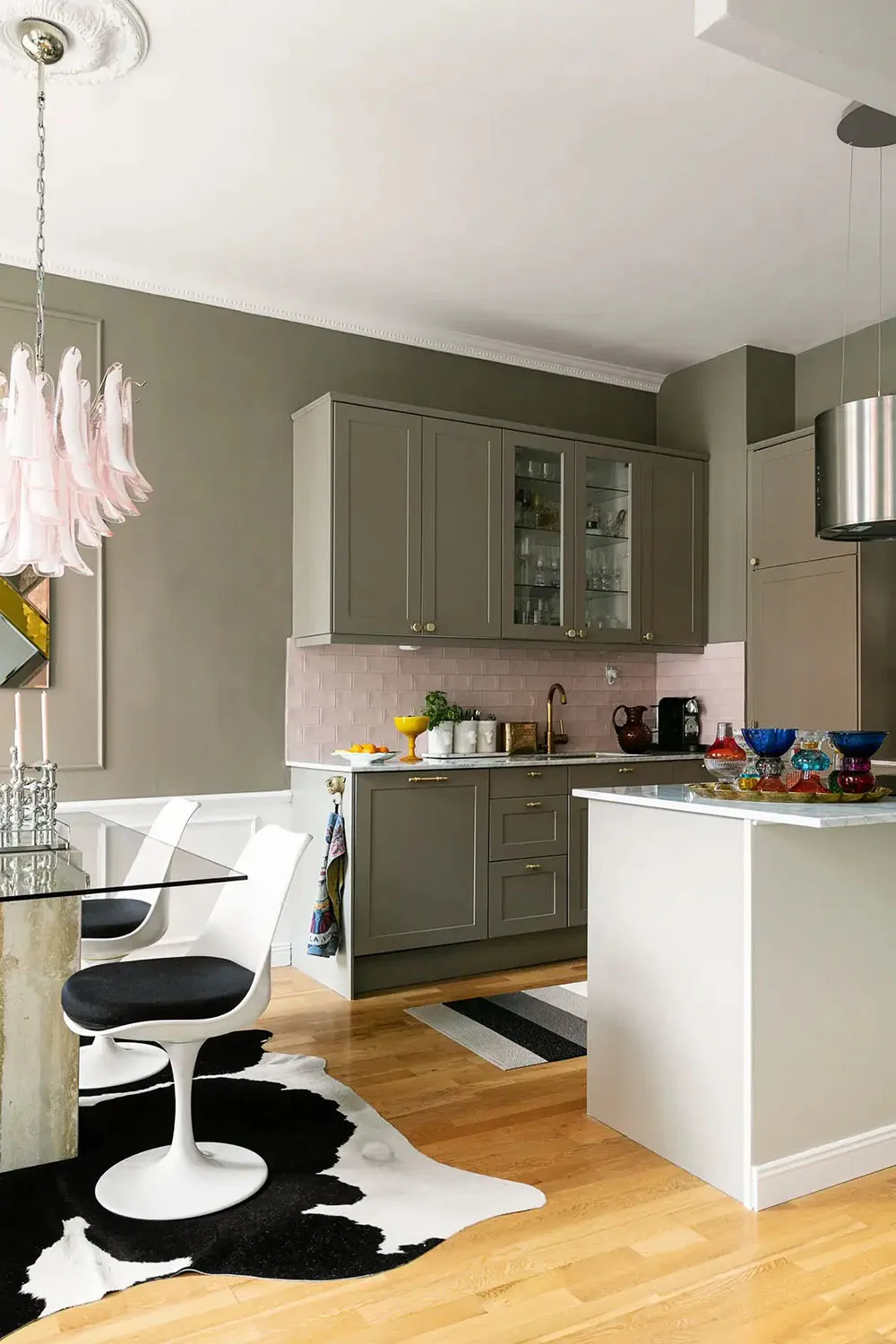 Diseño de interiores vibrante y juguetón de un decorador en Málaga - Gallery image 8