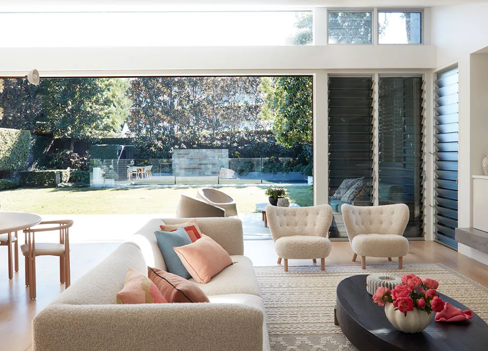 Sunlit and vibrant interior of a family home on the coast in Sydney - Gallery image 2