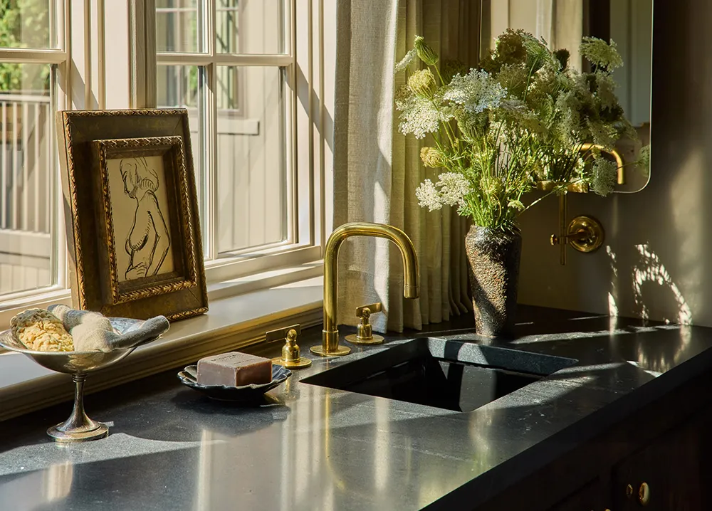 Atmosferycznie i stylowo: czasowy design od studia Haldon House - Gallery image 40