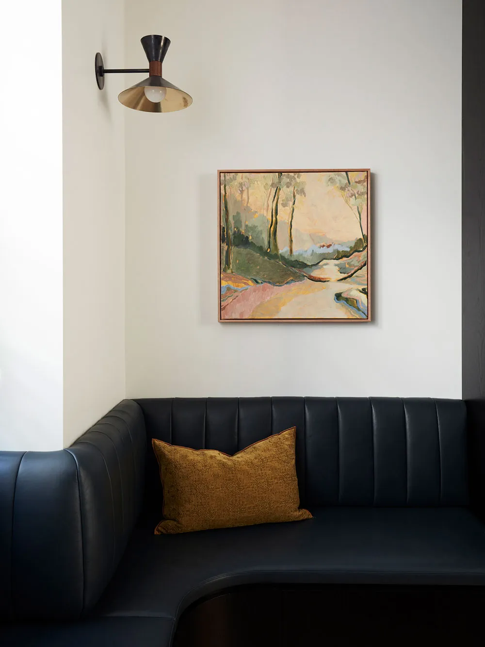 Sunlit and vibrant interior of a family home on the coast in Sydney - Gallery image 11