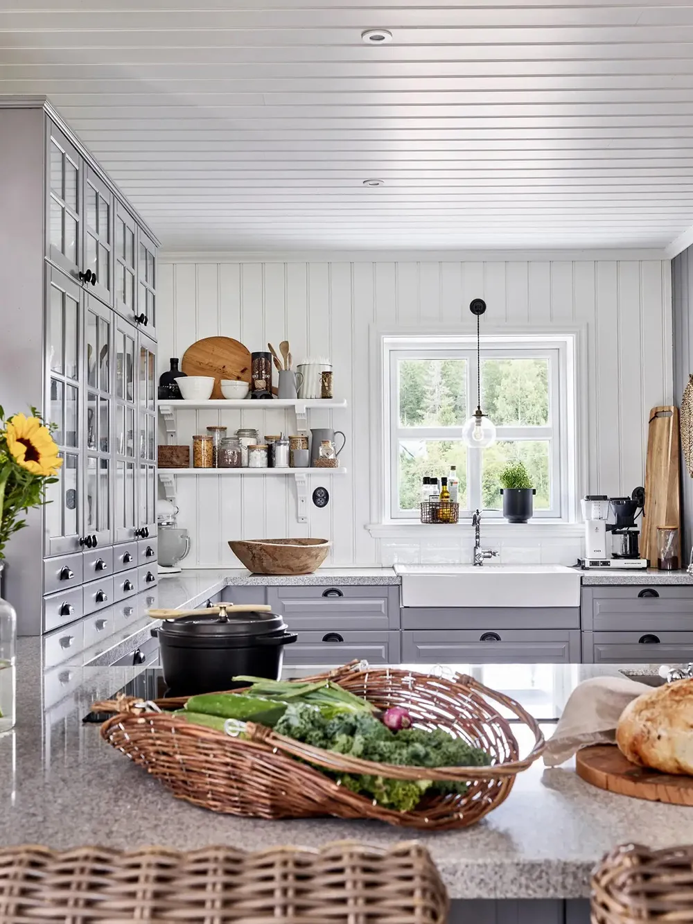 सुंदर स्कैंडिनेवियाई शैली में… पुराने खेत पर बना स्वीडिश कॉटेज! - Gallery image 4