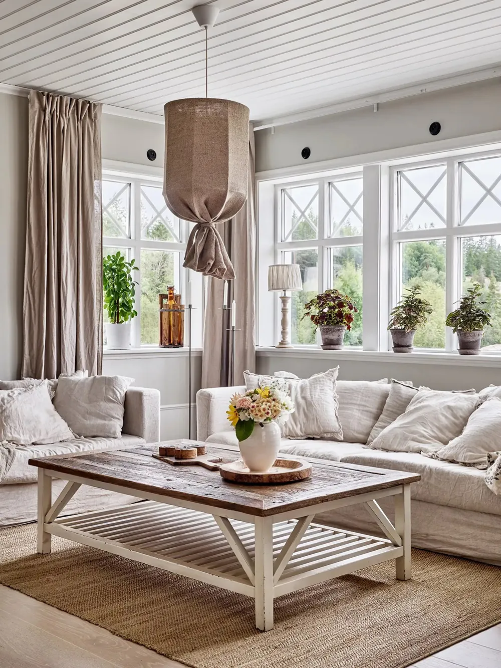 सुंदर स्कैंडिनेवियाई शैली में… पुराने खेत पर बना स्वीडिश कॉटेज! - Gallery image 7