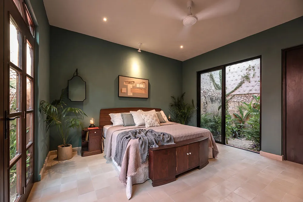 Różowy fasad i tradycyjne wnętrza z kamienia: villa w Meksyku - Gallery image 17