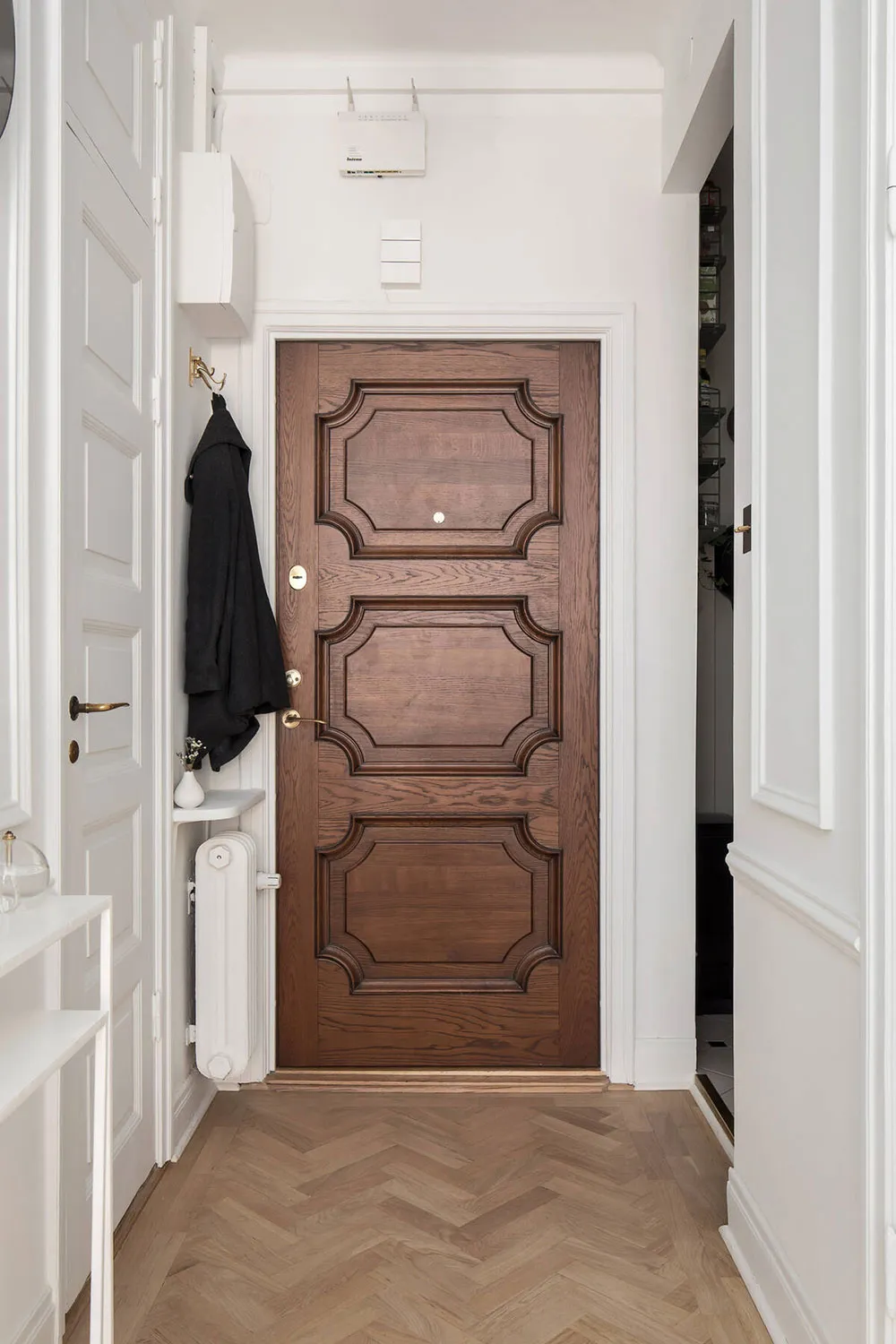 Маленькая, но приятная студия с нежным декором и ретро нотками (30 кв. м) - Gallery image 17