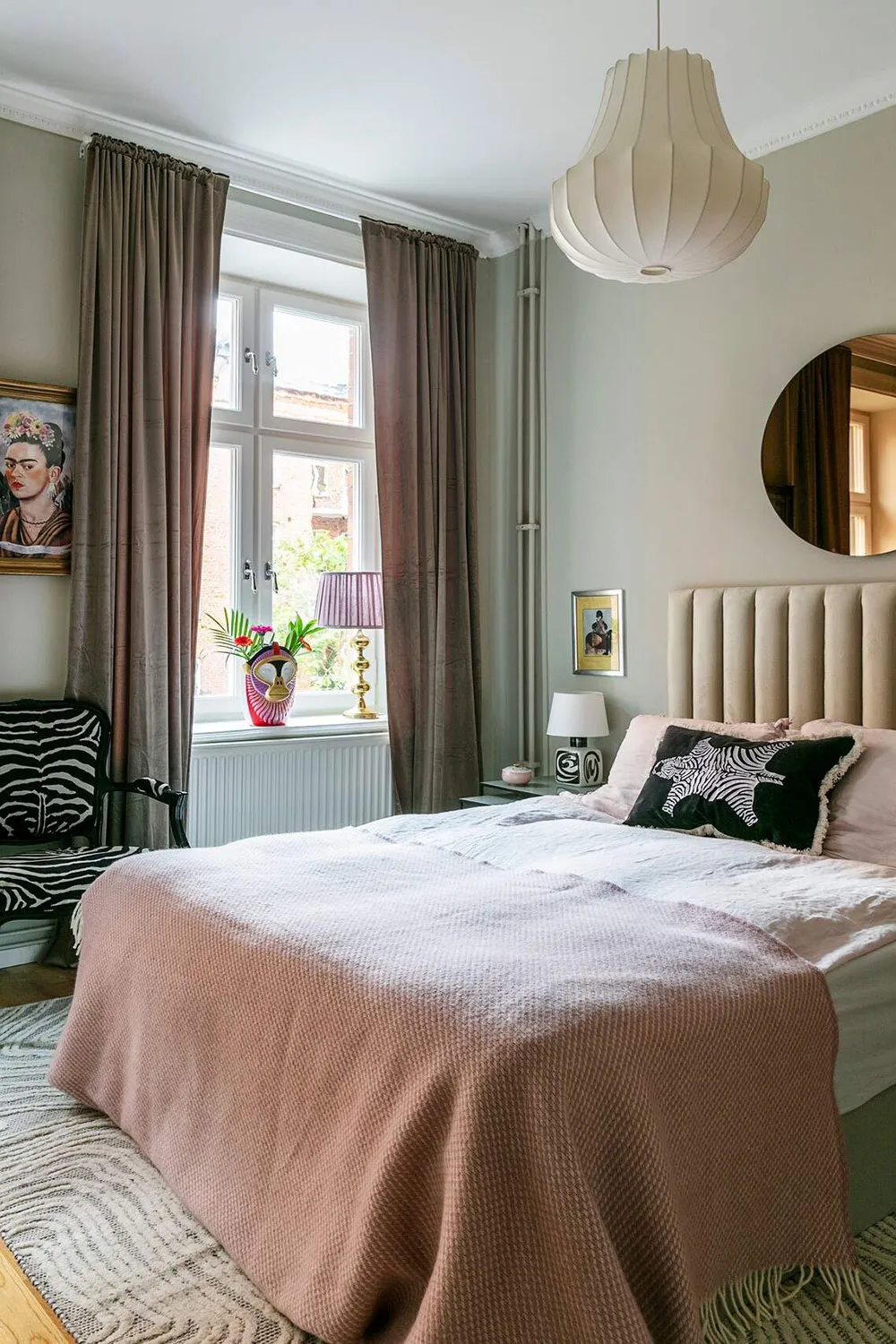 Diseño de interiores vibrante y juguetón de un decorador en Málaga - Gallery image 12