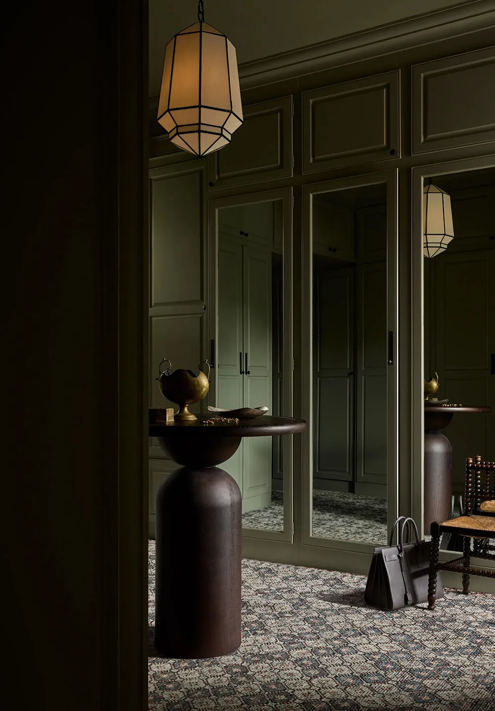 Atmosferycznie i stylowo: czasowy design od studia Haldon House - Gallery image 39