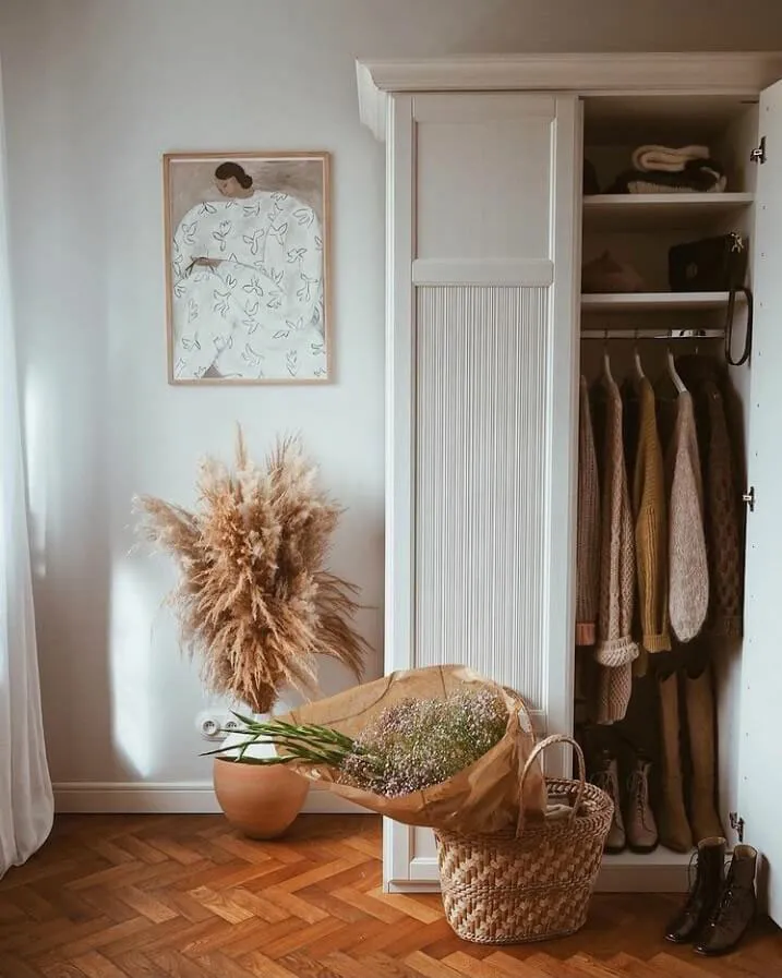 Intérieur lumineux d'appartement en Pologne inspiré par les motifs scandinaves - Gallery image 19