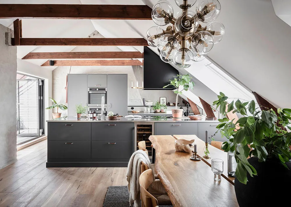 Living Room with Red Sofa and Spacious Loft: Apartment in Gothenburg - Gallery image 6