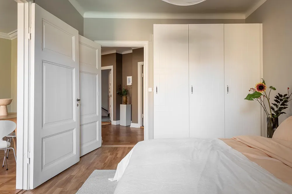 Couleurs d'automne dans le design d'un appartement scandinave (69 m²) - Gallery image 14