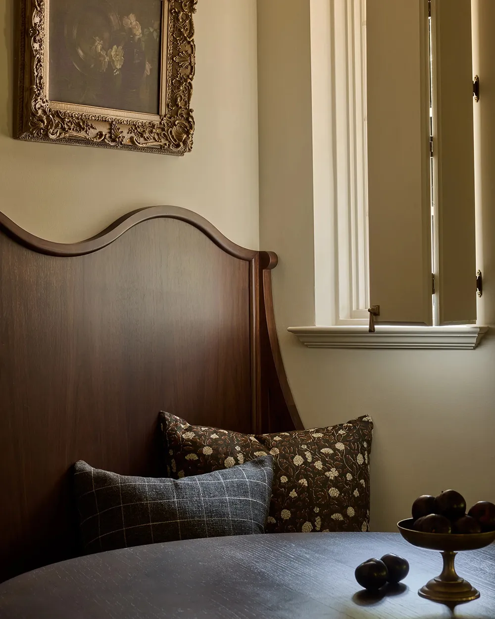 Atmosferycznie i stylowo: czasowy design od studia Haldon House - Gallery image 23