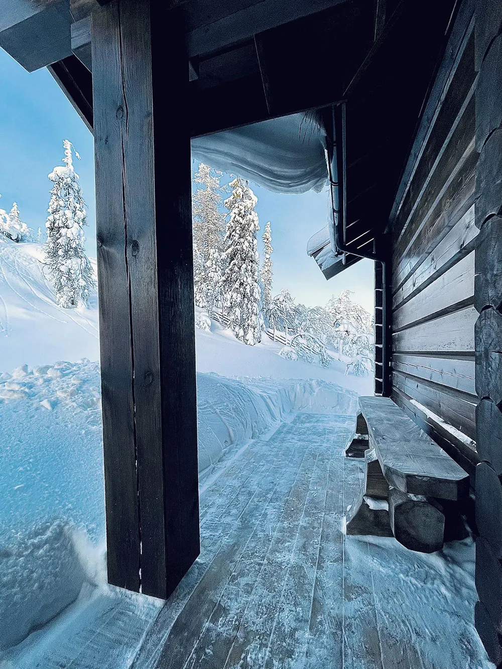 Hölzerner Holzhütte in Schweden mit stylischen Interiern - Gallery image 18