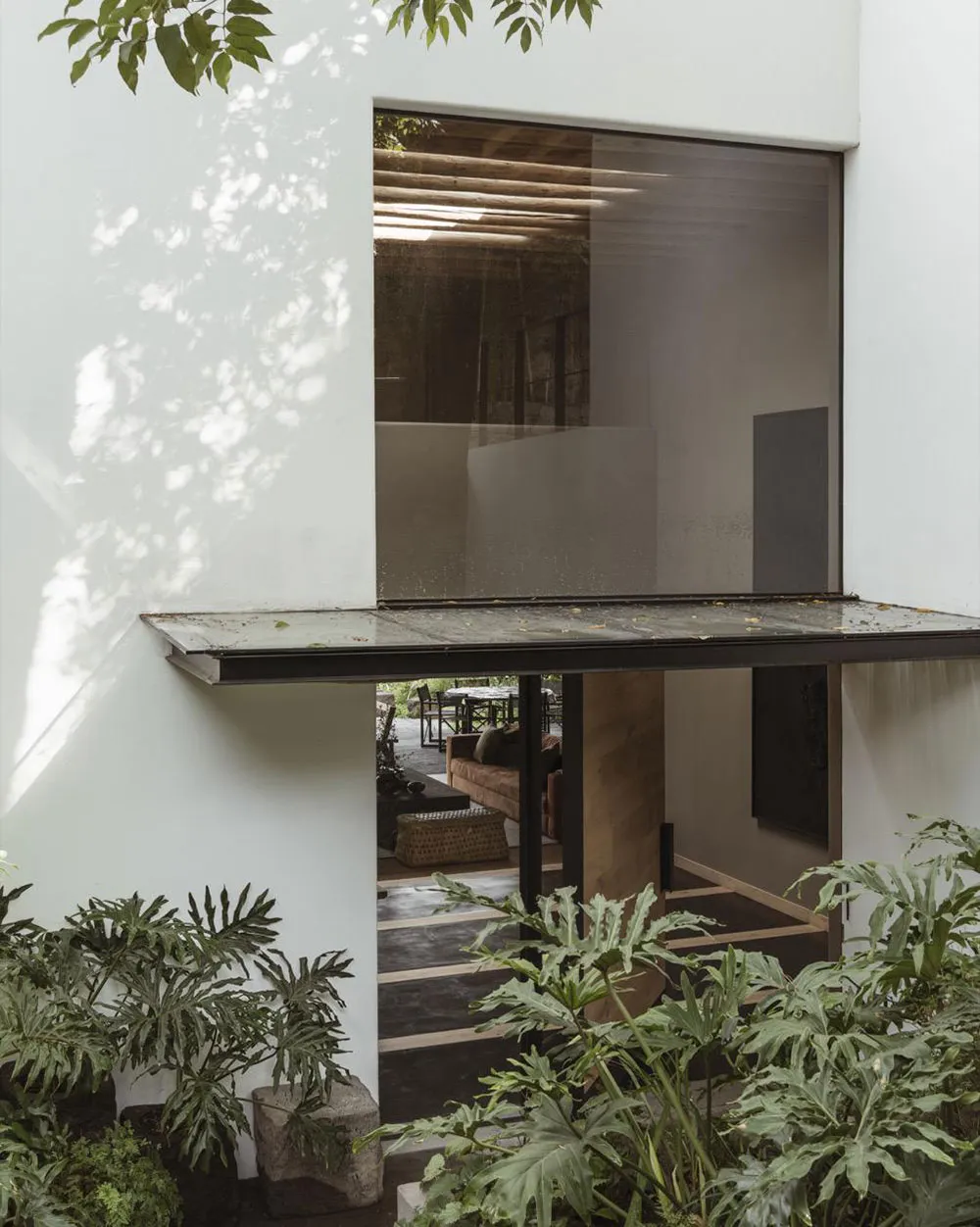 Atmosphärischer Wabi-Sabi-Stil im Design einer Villa in Mexiko - Gallery image 1