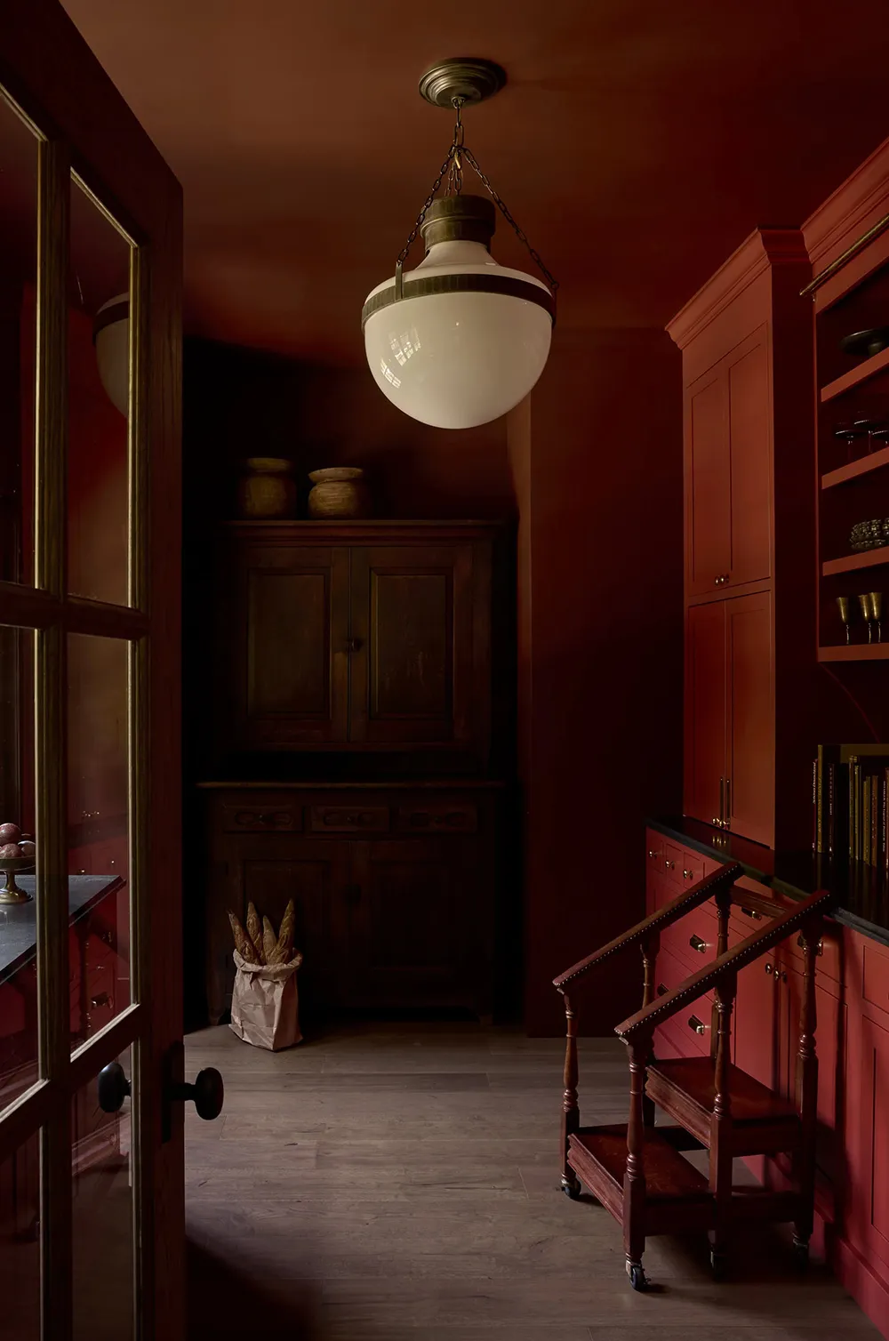 Atmosferycznie i stylowo: czasowy design od studia Haldon House - Gallery image 21