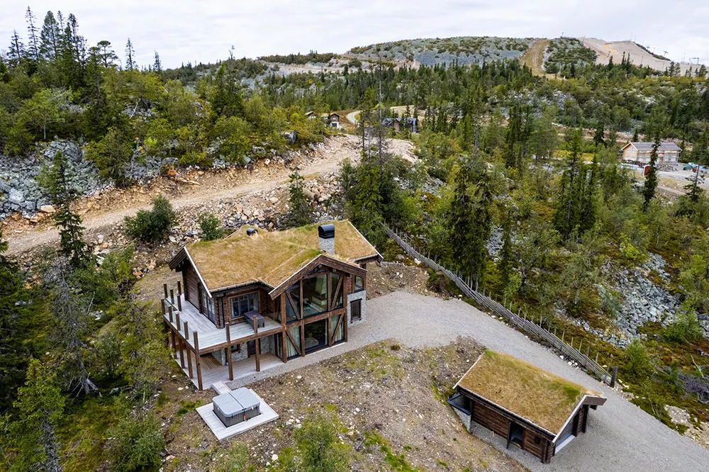 Hölzerner Holzhütte in Schweden mit stylischen Interiern - Gallery image 16