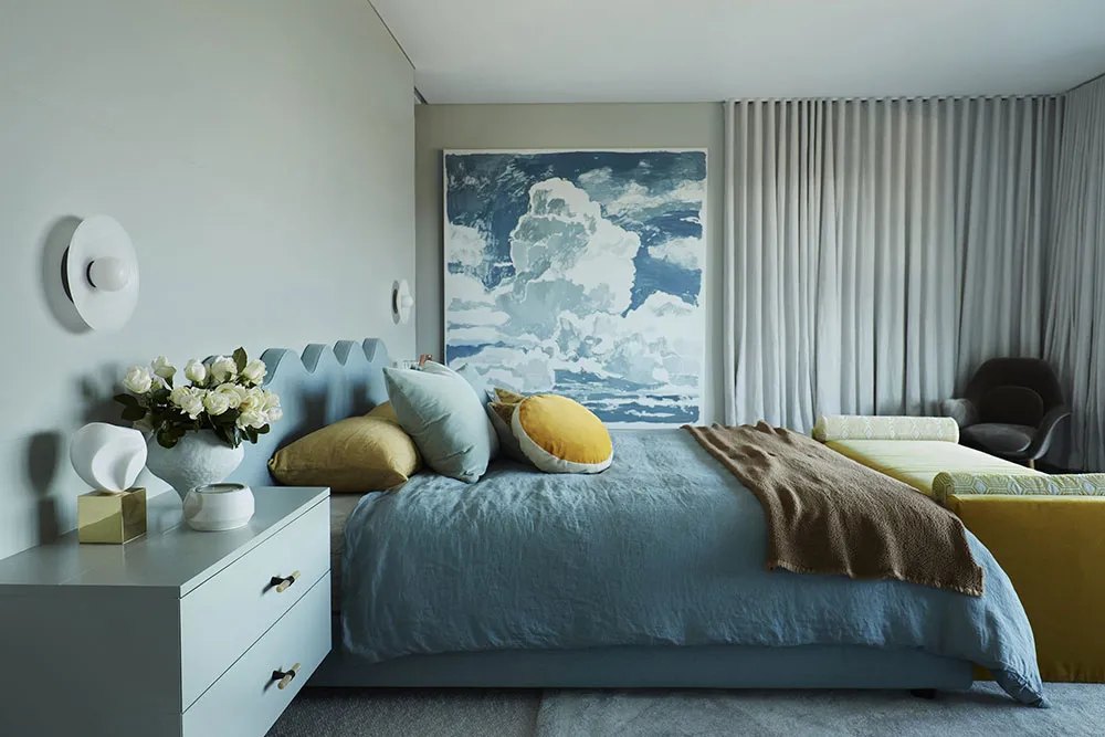 Sunlit and vibrant interior of a family home on the coast in Sydney - Gallery image 15