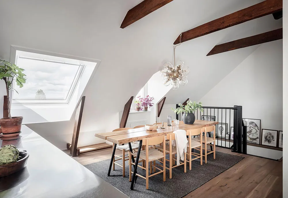 Living Room with Red Sofa and Spacious Loft: Apartment in Gothenburg - Gallery image 5