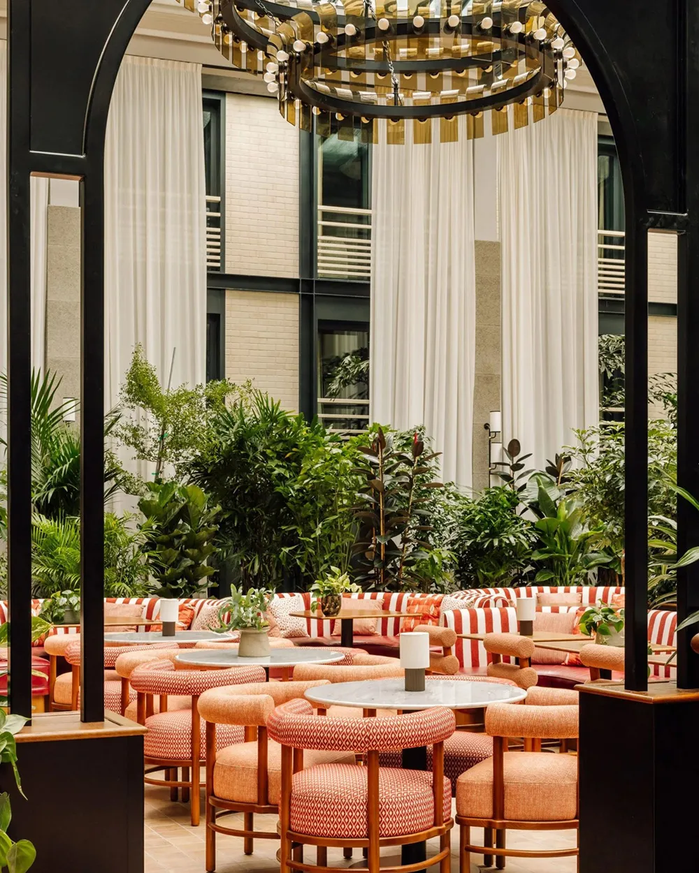 Petite mais charmante appartement deux étages au centre de Paris (41 m²) - Gallery image 11