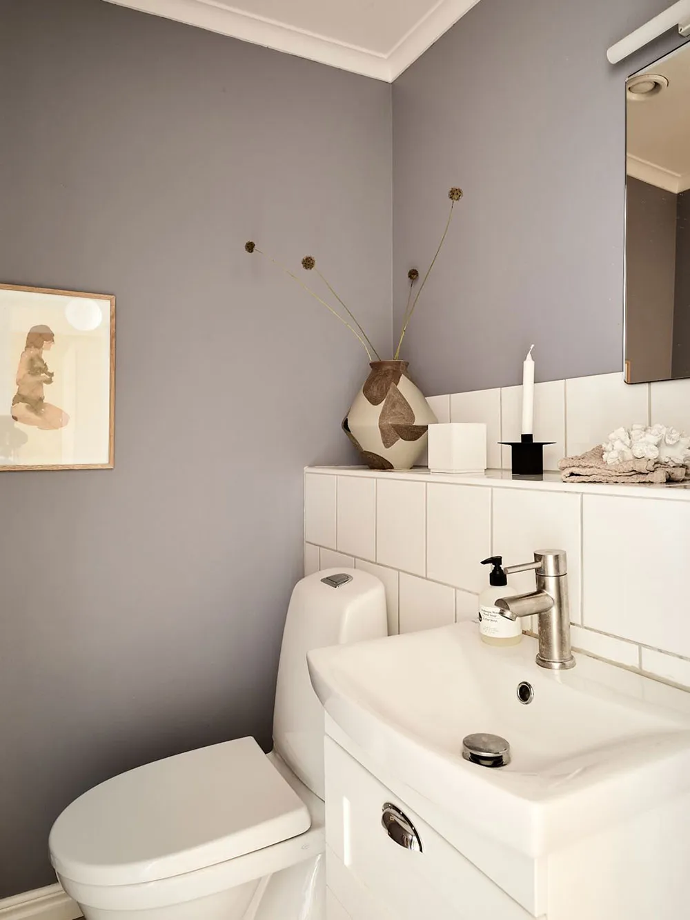 Fenêtre de mansarde luxueuse dans le design d'une appartement à deux étages à Gotenburg (83 m²) - Gallery image 17