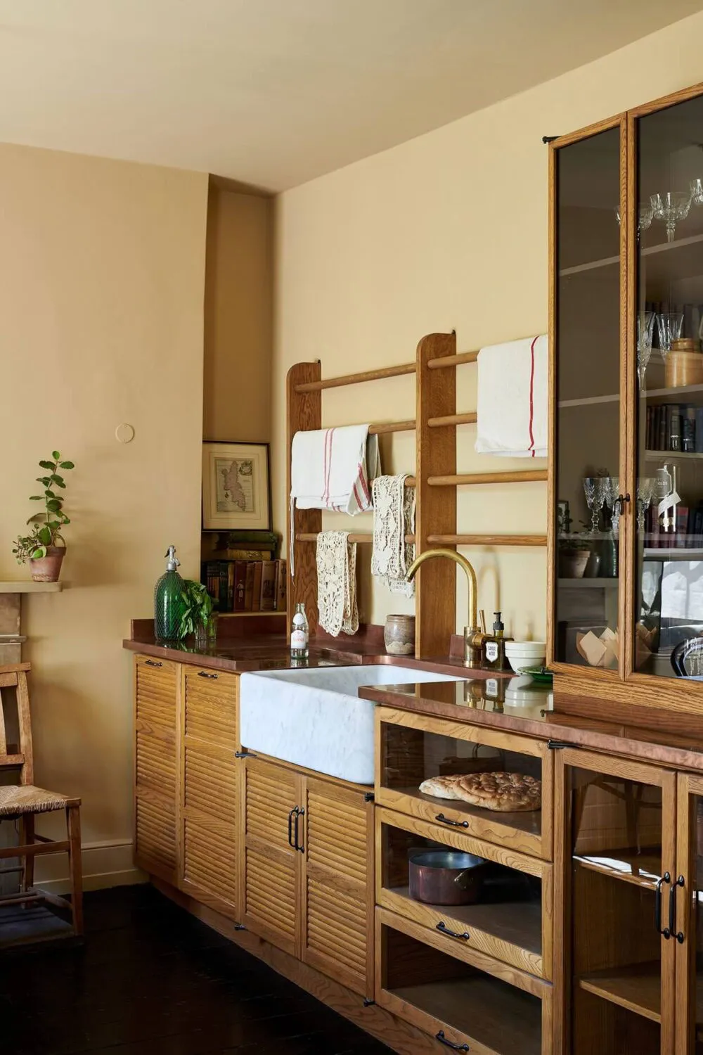 Une cuisine vivante et chaleureuse à Londres par deVOL - Gallery image 2