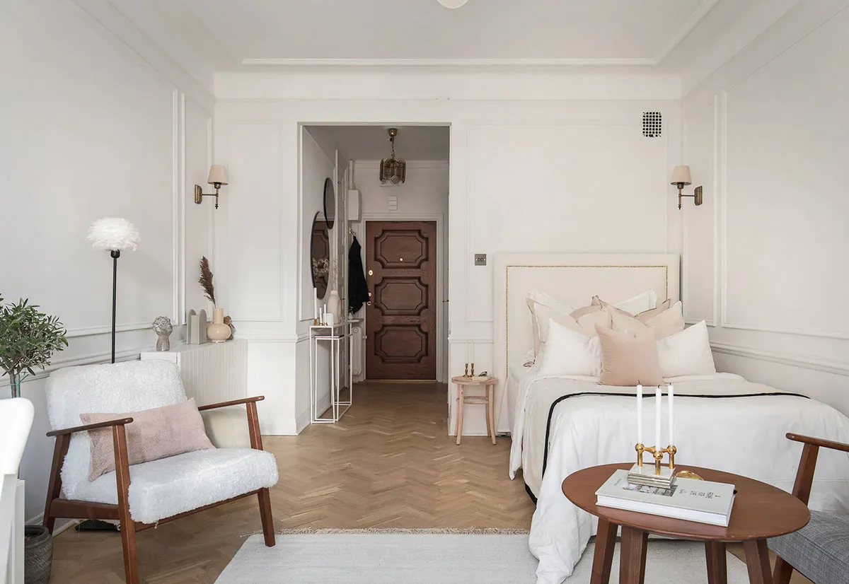 Маленькая, но приятная студия с нежным декором и ретро нотками (30 кв. м) - Gallery image 2