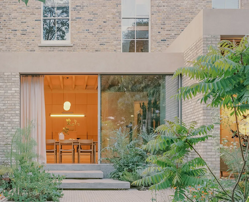 Stary taunhaus w Londynie z przytulną nowoczesną przyszłodą - Gallery image 7