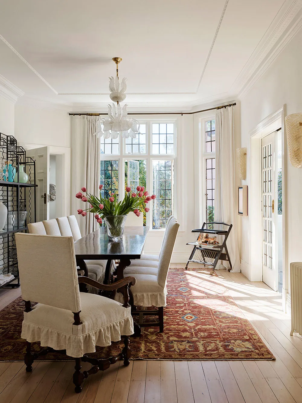 Antique and European Influence in the Design of a Magnificent Historical House in Sydney - Gallery image 11