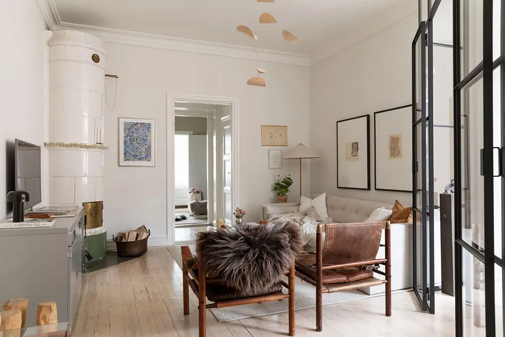 Separador de vidrio y tonos tranquilos: apartamento en Estocolmo (69 m²) - Gallery image 6