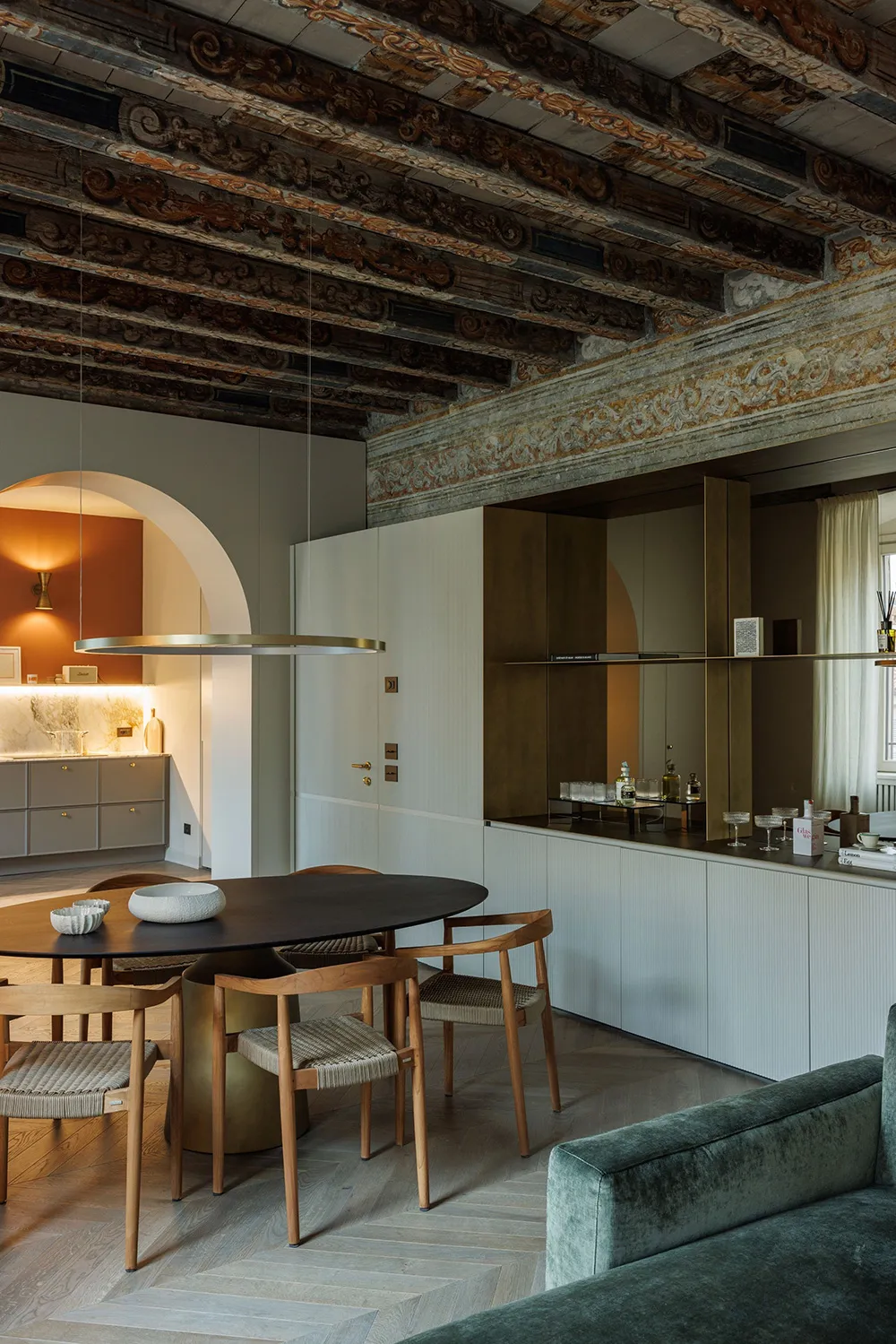 Середньовічні фрески та сучасний дизайн: будинок в Італії - Gallery image 1