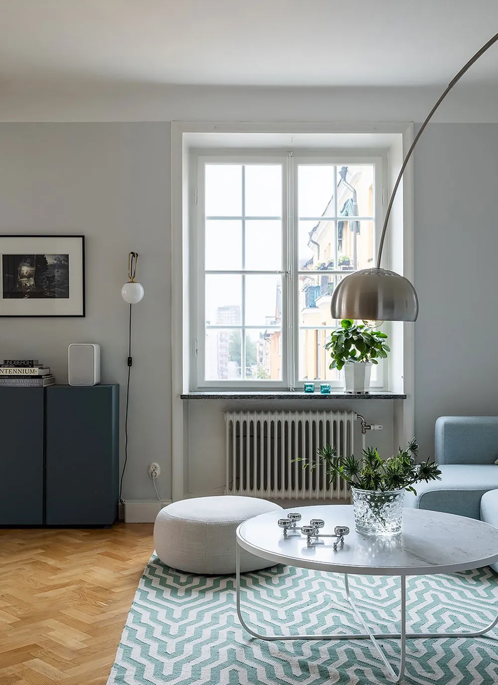 Спокойный и приятный скандинавский интерьер в прохладных тонах (83 кв. м) - Gallery image 4