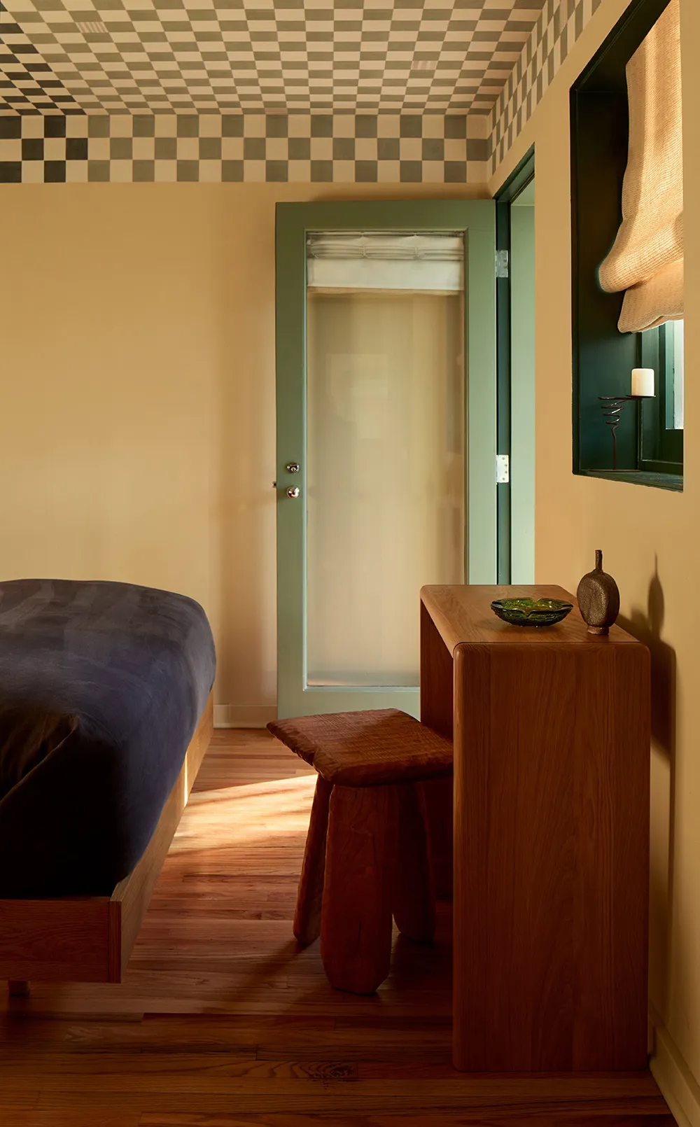 Kolorowy интерьер mid-century muzyka i piosenkarz w Holivudzie - Gallery image 12