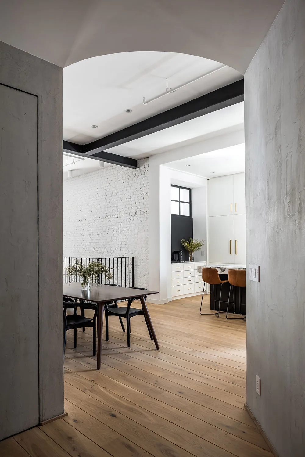 Bright Modern Loft in Historic Hotel Building on Manhattan - Gallery image 1