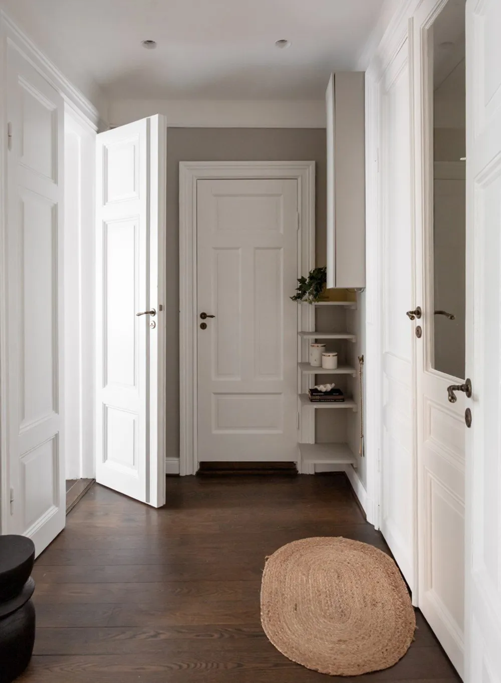 Jolie appartement angulaire à Stockholm avec un mélange agréable de vieilles et nouvelles choses - Gallery image 19