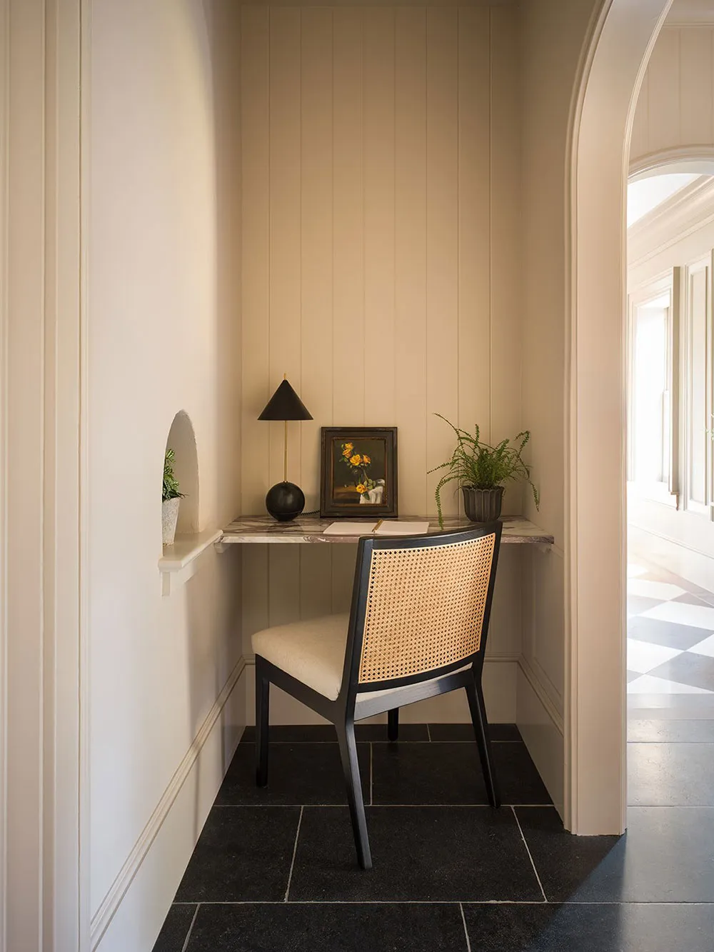 Formes esthétiques et tons chaleureux : une maison très belle au Michigan - Gallery image 21