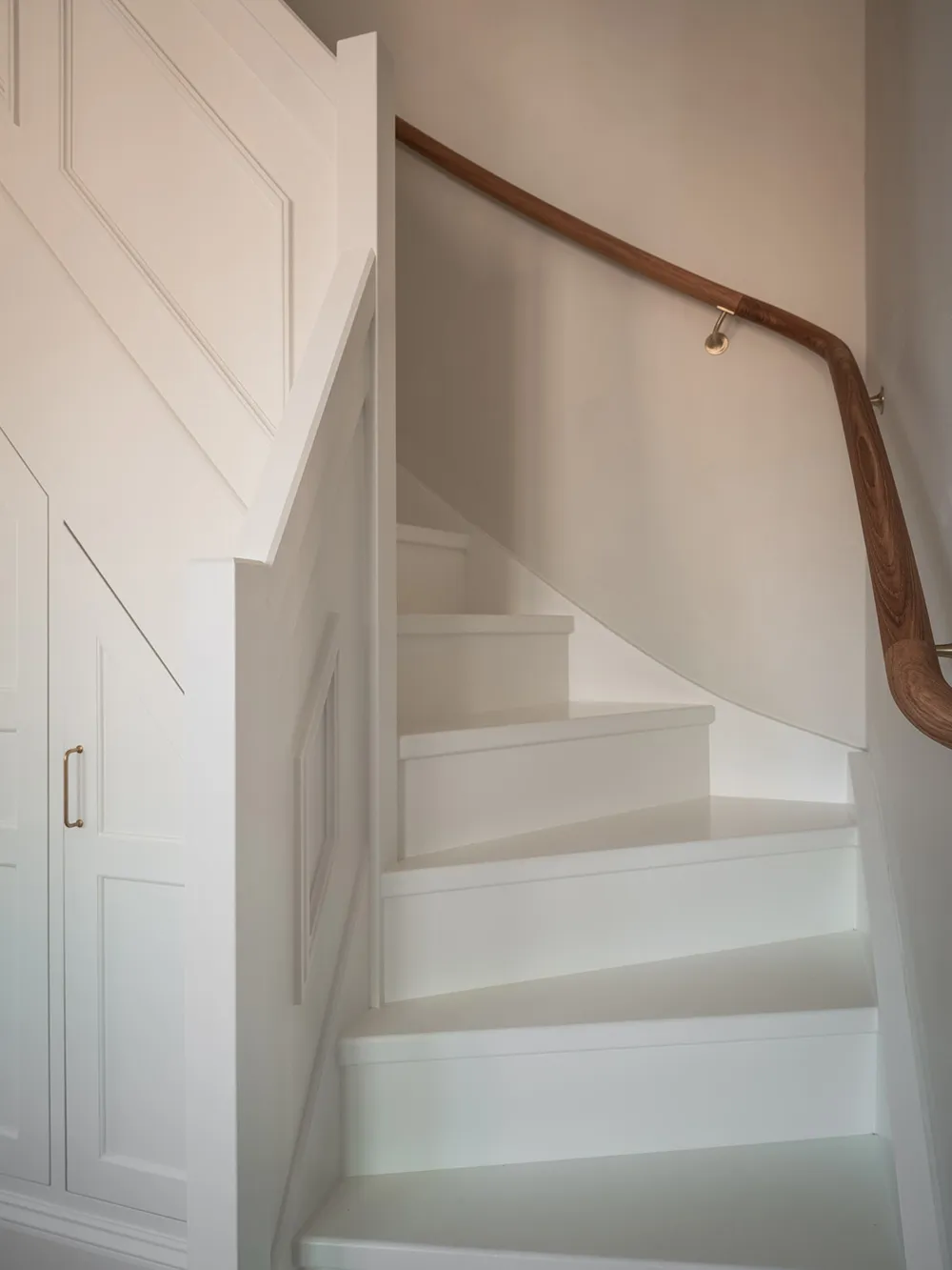 Appartement à deux étages avec de superbes fenêtres de mansarde en Suède - Gallery image 15