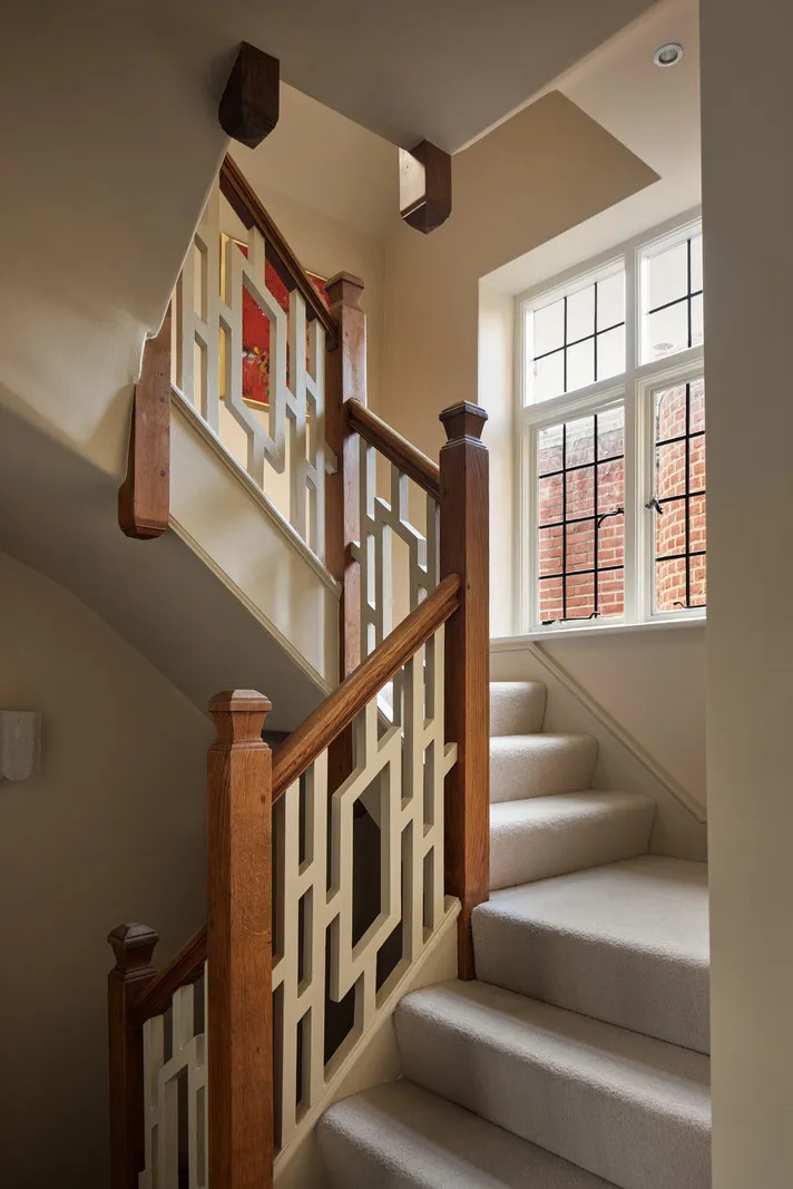 Excellent design of a historical house in London - Gallery image 19